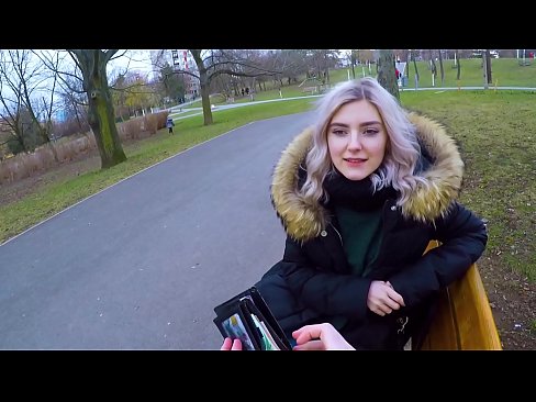❤️ Už pinigus nuryja karštą nepažįstamojo spermą - blowjob in the park by Eva Elfie Porno prie lt.masseffect1.ru ❌❤